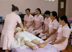 專業守護，無痛呵護 高級催乳師引領產后乳房健康管理新體驗